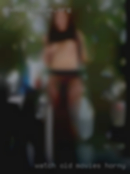 Watch old movies horny & mutual women masturbation near Pikeville!